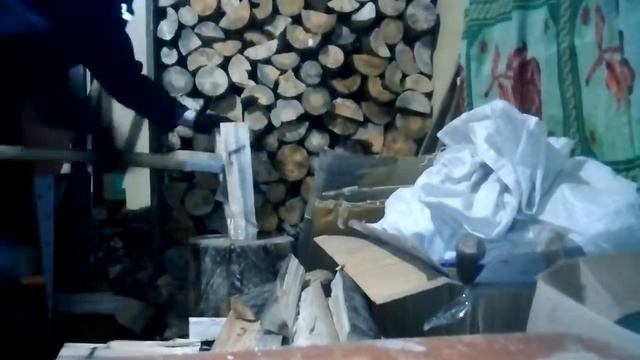 ОБОГРЕВ ДОМА!ЗА ДРОВАМИ НА САНКАХ! смотреть онлайн