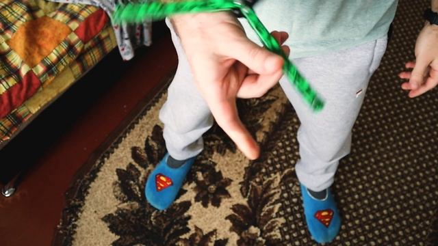 Учу трюки с ножом бабочкой! Как крутить нож бабочку! Трюки смотреть онлайн