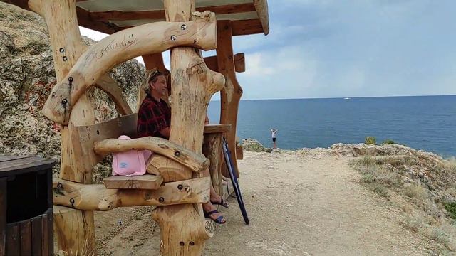 Поднимаемся на мыс Алчак г.Судак смотреть онлайн
