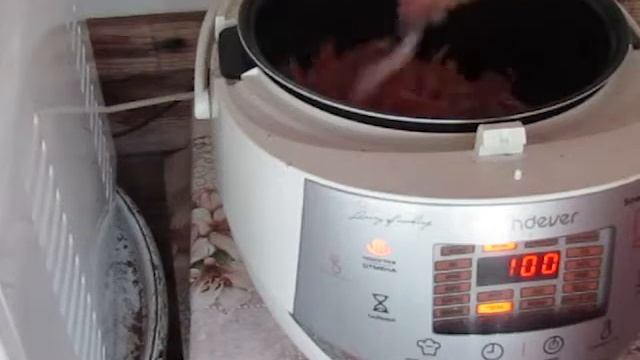 Тушеная капуста в мультиварке