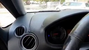 Mitsubishi Colt 1.3 троит двигатель, что это значит! что сделать?