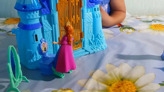 Холодное сердце Замок Эльзы Волшебный снег Лепим Олафа /Frozen Elsa castle MAGIC SNOW SNOWMAN Olaf смотреть онлайн