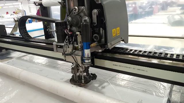 Auto cutting machine .l Gerber Auto cuter l смотреть онлайн