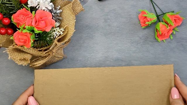 Новогодняя композиция Розы из фоамирана в еловых ветках Отличный подарок.\Master diy смотреть онлайн