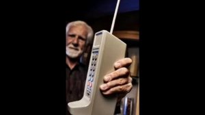 День рождения мобильного телефона