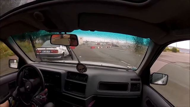 Ford Sierra 2.0 vs E30 M30B35 DRIFT смотреть онлайн
