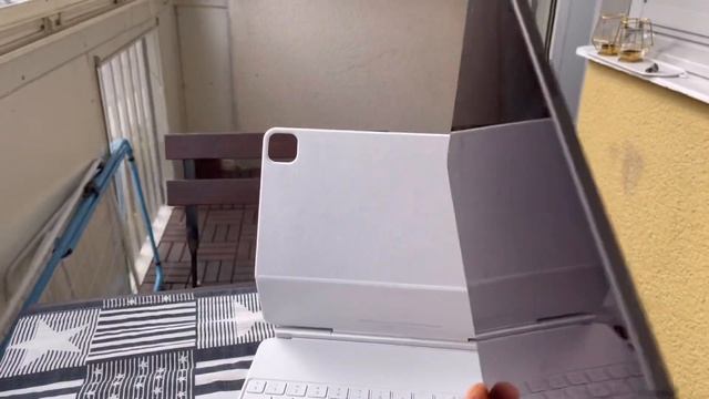iPad Pro 2021 M1 Magic Keyboard смотреть онлайн