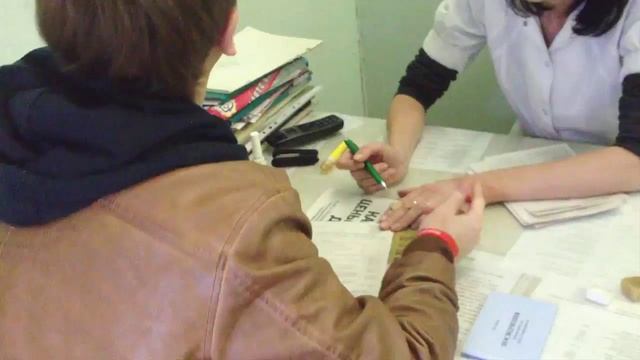 Сдаем кровь . Полезно или вредно ? Почему это делаю Я. смотреть онлайн