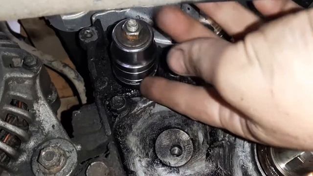 4D68 как усадить на место сальник балансиррвочного вала смотреть онлайн