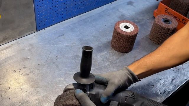 Как установить валик на УШМ или полировалку? Сатинирование металла. смотреть онлайн