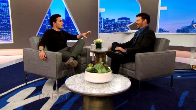 Does Ian Harding's Family Like "Pretty Little Liars"? смотреть онлайн