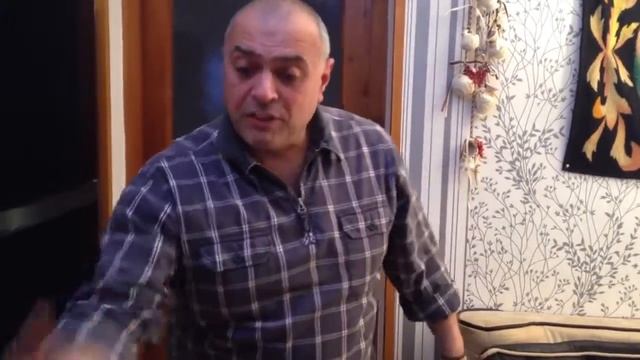 Сильно хочется выпить мужику! Анекдот смешной! смотреть онлайн