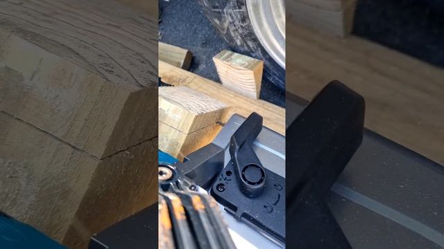 MAKITA 40Vmax XGT Brushless 127mm Band Saw смотреть онлайн
