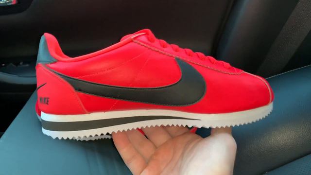 Nike Classic Cortez Swooshes Premium Red Orbit mens shoes смотреть онлайн