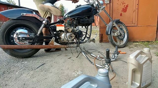 Honda Magna 50 Fifty Надежда с ДВС 152FMH Часть 2 Первый запуск смотреть онлайн