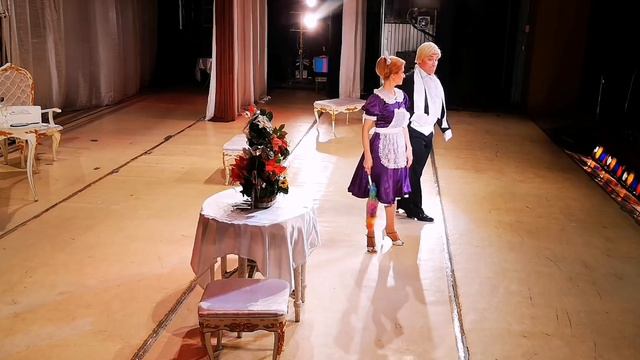 Посылка от Николая и " в доме я одна..." смотреть онлайн