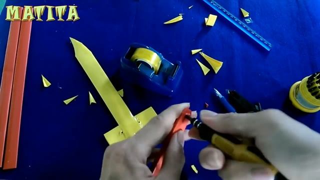 Как сделать нож-бабочку из бумаги | Balisong