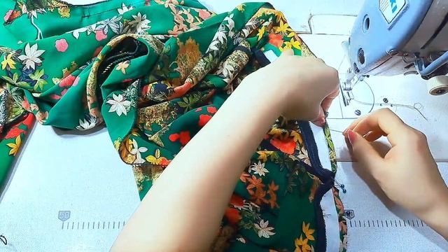How to cut a cheongsam neckline | How to sew a collar is very easy|Tailor Chuc смотреть онлайн