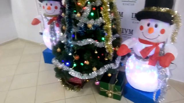 Новогоднее видео поздравление для всех, всех обнимашки! смотреть онлайн