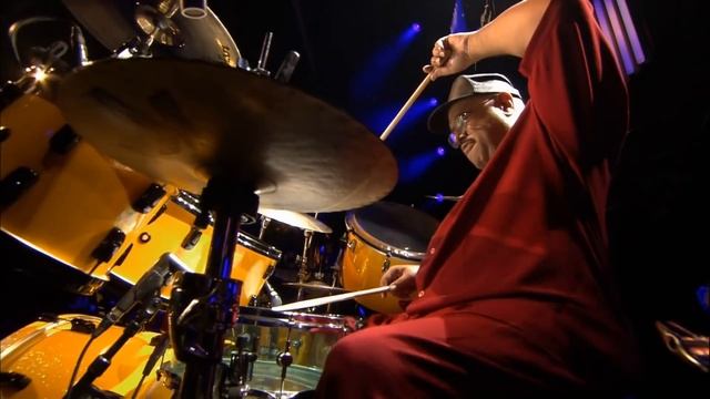 Soul Sacrifice / Dennis Drum Solo - Santana [Live At Montreux 2011] Blu-ray 1080p смотреть онлайн