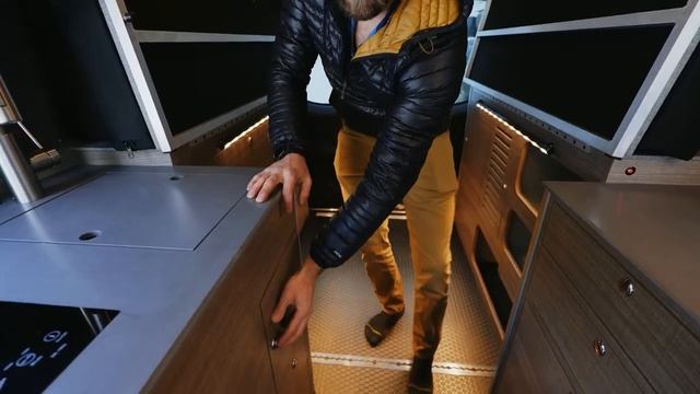 Full Van Tour - Mercedes Sprinter 144 - Murphy Bed Redesigned смотреть онлайн