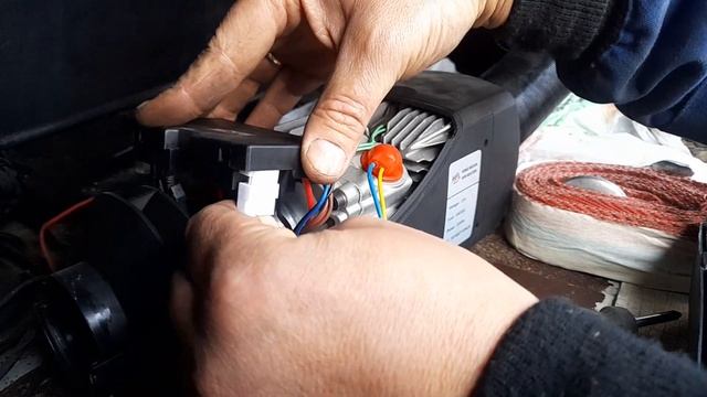 Тепла много не бывает! Фен сухой диз-й. Ошибка Е-03. Пришла свеча. Устраняю поломку! смотреть онлайн