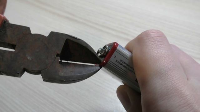10 ЛУЧШИХ ЛАЙФХАКОВ С БАТАРЕЙКАМИ смотреть онлайн