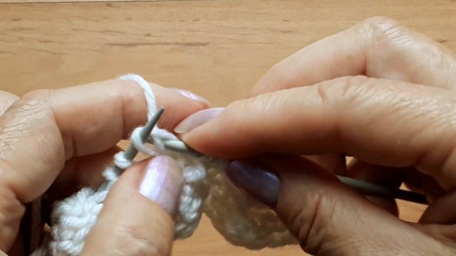 Вязание спицами для детских и взрослых изделий. Красивый узор для для детской кофточки, шапочки . смотреть онлайн