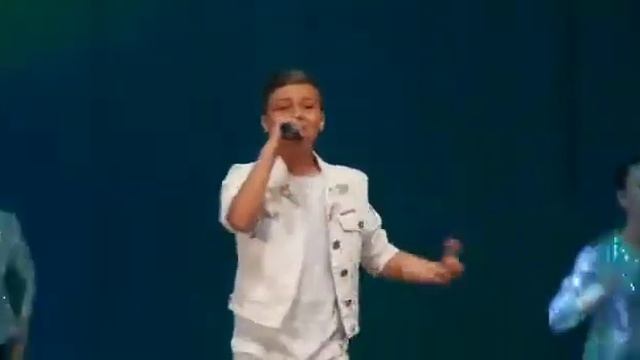 "Небо" ( cover) в исполнении Кашеварова Станислава, 10 лет смотреть онлайн