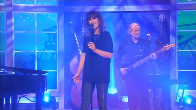Cecilia Vennersten - Det vackraste - BingoLotto 22/3 2015 смотреть онлайн