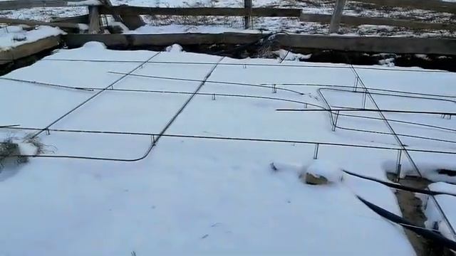 Зимний обзор.Старый каменный дом, стройка, огород.Зима на юге. смотреть онлайн