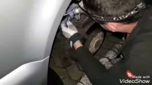 Замена задних тормозов на VW Multivan T5. Bremsen wechseln, hinten.