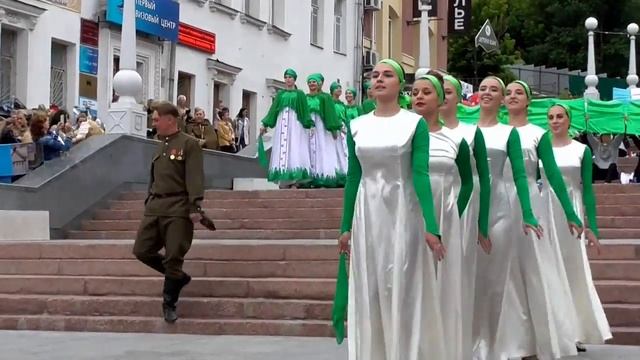 Хореографический коллектив БОКИК – танец «Берёзы». 75 лет со дня образования Брянской области. смотреть онлайн