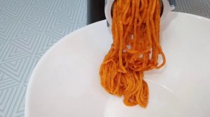 Делаем полезные конфеты из сухофруктов с добавлением мёда.Попробуйте не пожалеете!