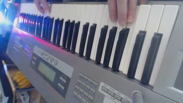 Korg Z1- Nexus 2 - EcoMove смотреть онлайн