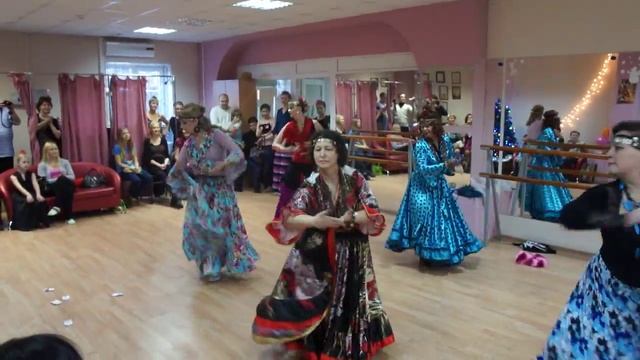 Цыганский танец. Клуб Tango V&T (Челябинск) 21.12.2014 смотреть онлайн