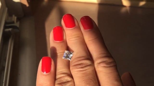 Муассанит бриллиант белый 5 mm Princess Moissanite F смотреть онлайн