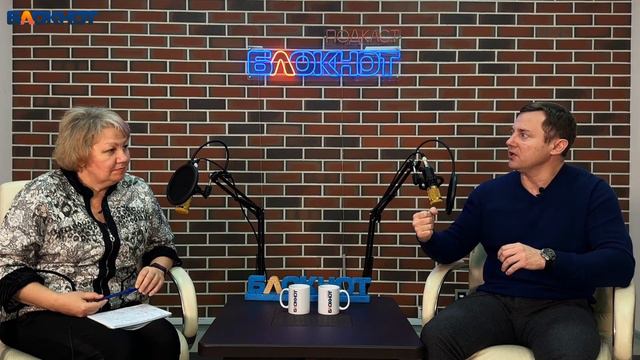 Роман Гребенников о том, почему нет смысла оцценивать достижения мэра Марченко смотреть онлайн