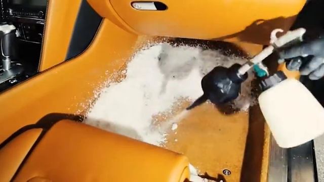 Приводим внешний вид Bentley в идеальное состояние. смотреть онлайн