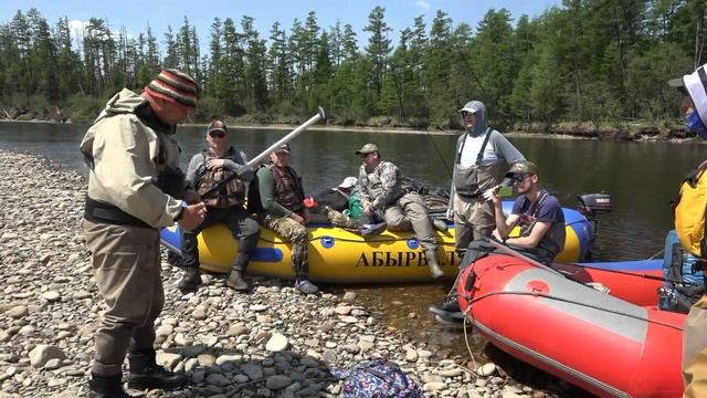 Батюшка приехал половить тайменя (рыбалка на горной реке) смотреть онлайн