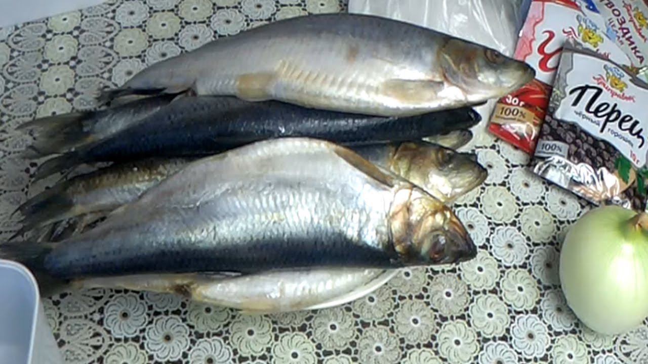 Селёдочка домашнего посола, очень вкусная, три рецепта малосольной сельди смотреть онлайн