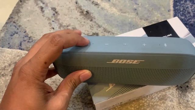 BOSE SoundLink Flex Unboxing January 2023. смотреть онлайн