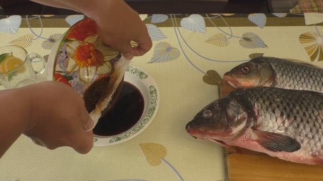 Быстрый способ замариновать рыбу для горячего копчения.#МоиРецепты #Сазан#Карп смотреть онлайн