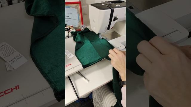 Как пошить квадратный вырез без обтачки смотреть онлайн