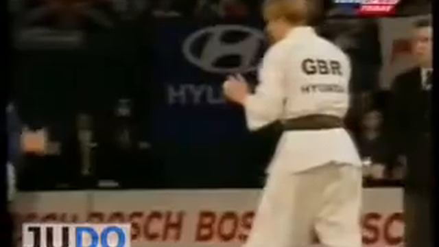 JUDO 1999 World Championships: Masae Ueno 上野 雅恵 (JPN) - Kate Howey (GBR) смотреть онлайн