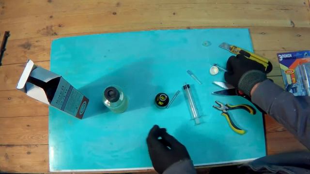 Простой способ быстро и точно отмерить малые части эпоксидной смолы смотреть онлайн