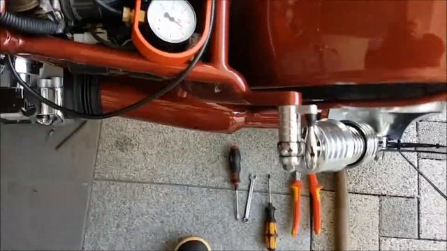 Suzuki VS1400 Synchronisation - Anschlüß der Messuhren смотреть онлайн