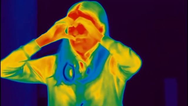 Fooling around at home with the Pulsar Axion XQ38 смотреть онлайн