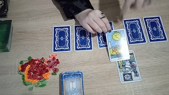 Любовный треугольник. Три варианта. Таро расклад. смотреть онлайн