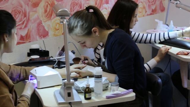 Курсы ногтей от Манхаттен смотреть онлайн